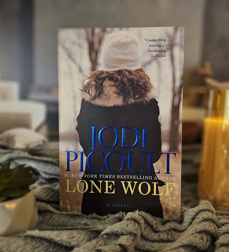 Lone Wolf by Jodi Picoult