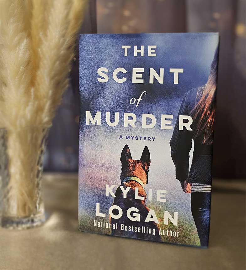 The Scent of Murder by Kylie Logan
